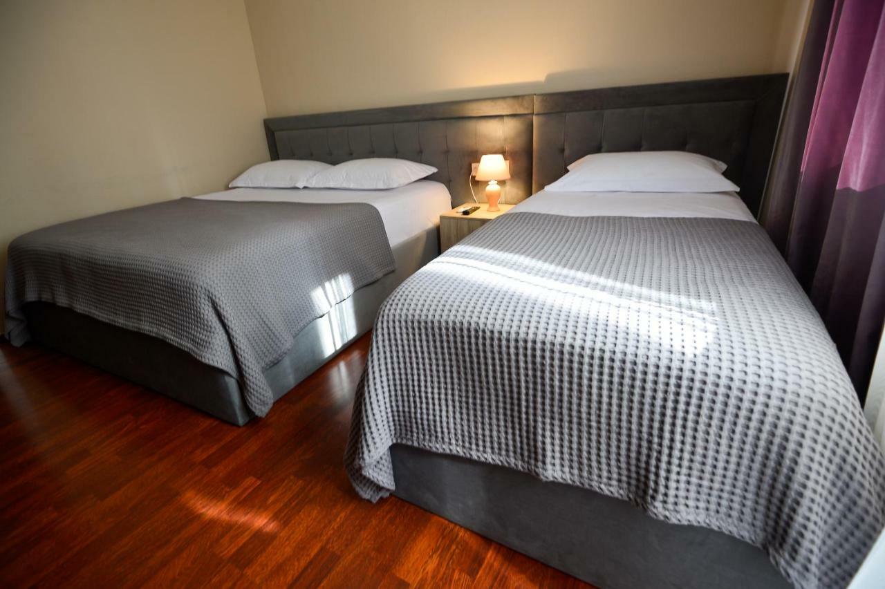 Hotel Niku Тирана Экстерьер фото
