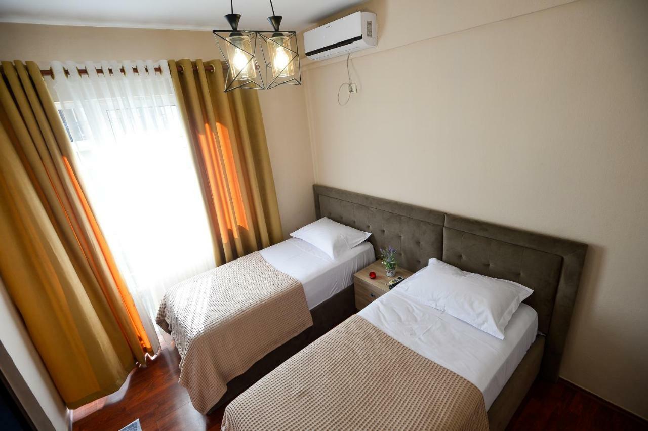 Hotel Niku Тирана Экстерьер фото