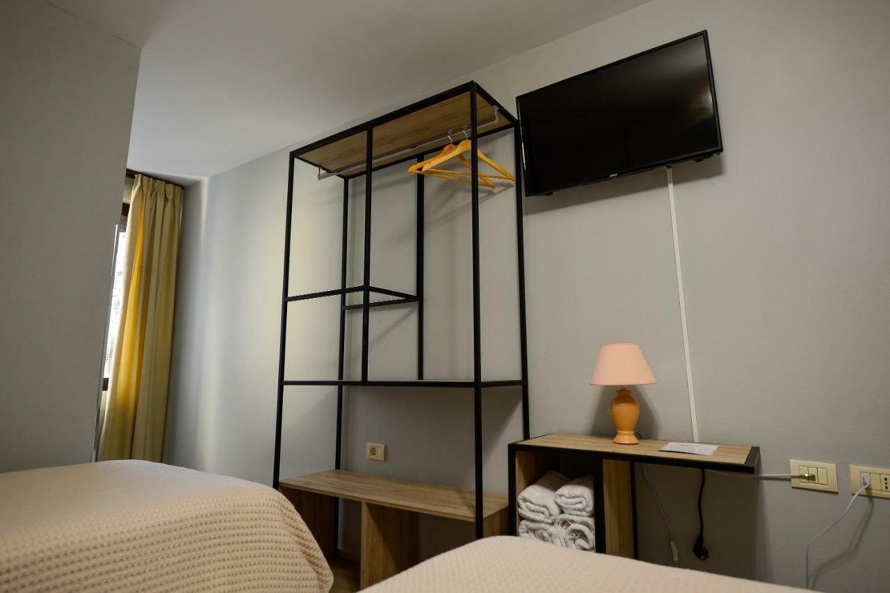 Hotel Niku Тирана Экстерьер фото
