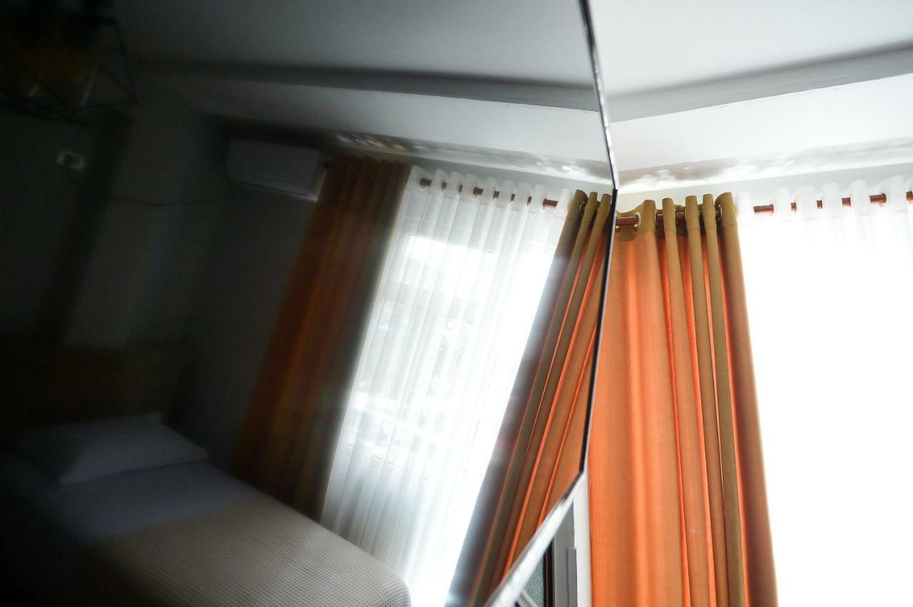 Hotel Niku Тирана Экстерьер фото