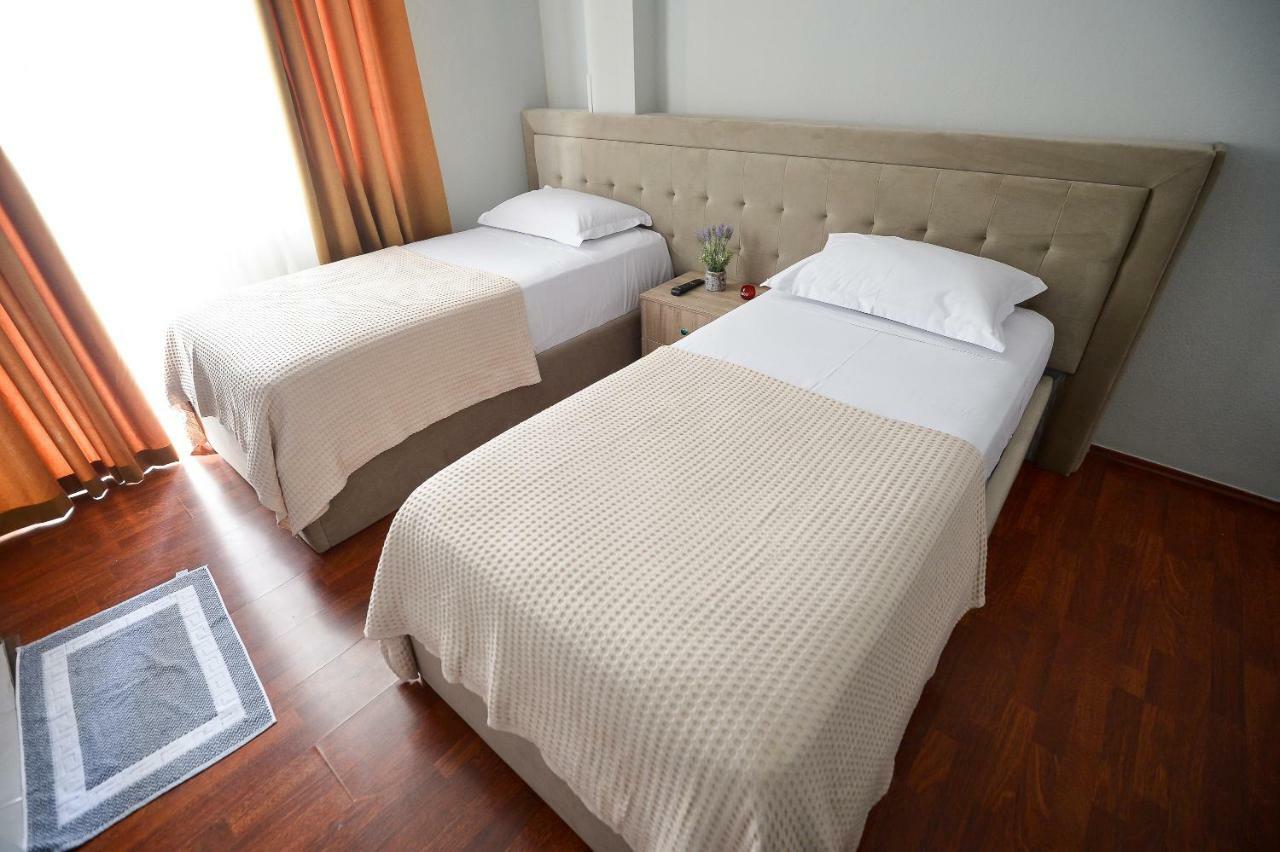 Hotel Niku Тирана Экстерьер фото