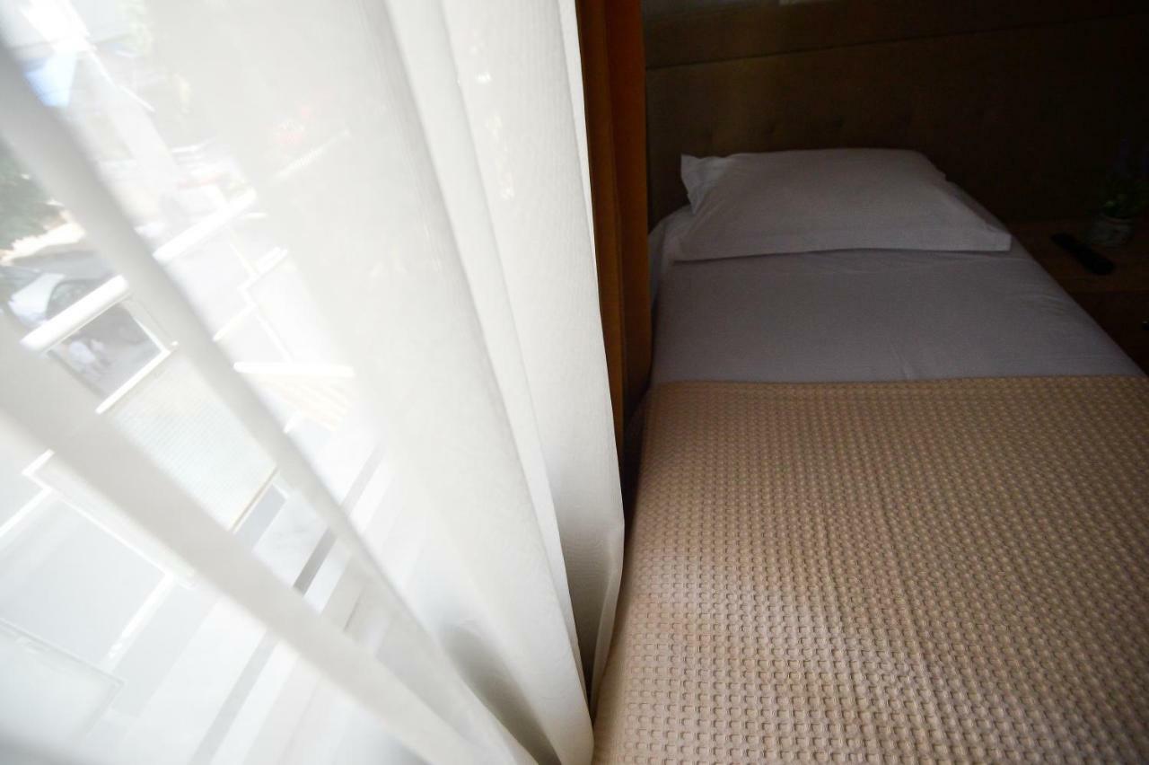 Hotel Niku Тирана Экстерьер фото